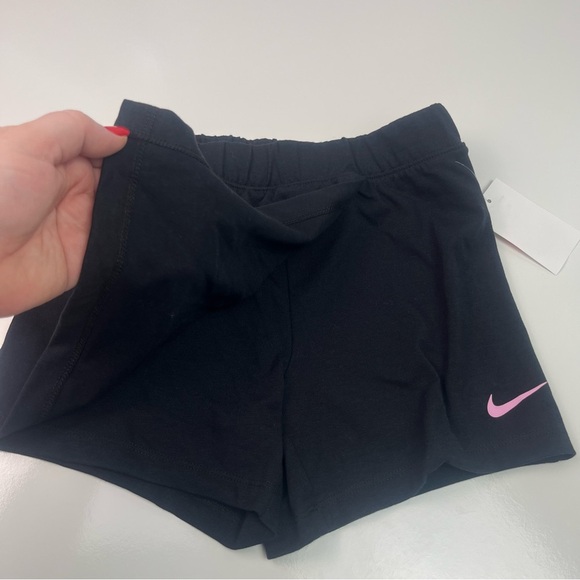 Girls Nike Skort Black with Pink Check Logo Sz 6X NWT - Picture 3 of 7